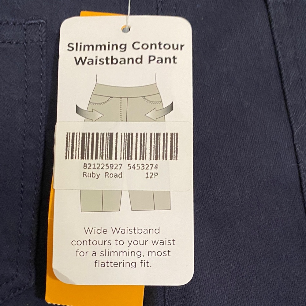 Ruby Rd. Navy Cropped Pants NWT - image 4